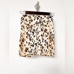 Fabletics On The Go Powerhold High Waist 6" Shorts in Desert Leopard XS